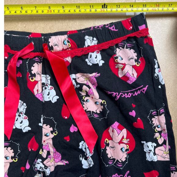 Betty Boop AOP Black Sweatpants 12/14 Sleepwear Smooches - Picture 5 of 6